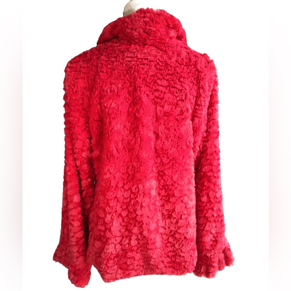 Dramatic Ruffle Front Red Furry Jacket. B21 - image 3